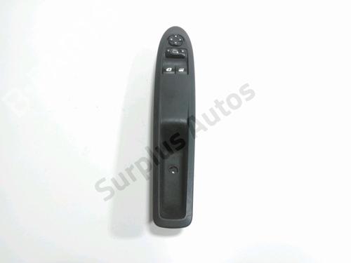 Used Left front window switch CITROËN DS3 (SA_) 1.6 HDi 90 (92 hp) 28249573
