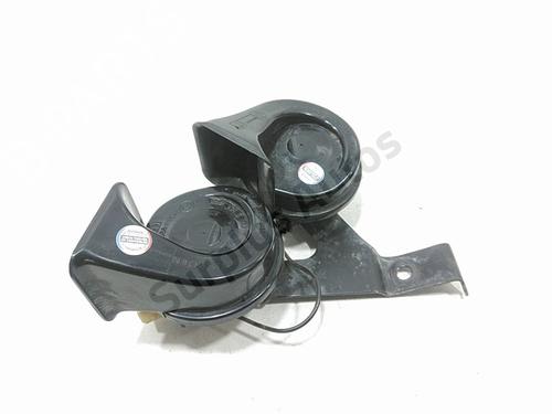 horn-peugeot-5008-0u_-0e_-2009-2010-2011-2012-2013-2014-2015-2016-2017-39548081 main image