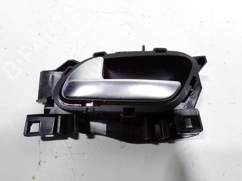Used Front left interior door handle Front left interior door handle 28242939 28242939