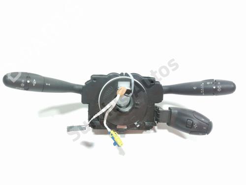 Used Steering wheel controls Steering wheel controls PEUGEOT 206+ (2L_, 2M_) 1.4 HDi eco 70 (68 hp) 39765135 39765135