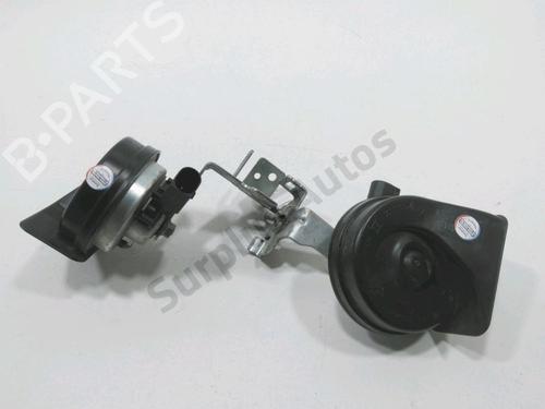 Used Horn VW GOLF VII (5G1, BQ1, BE1, BE2) 1.6 TDI (105 hp) 30986285