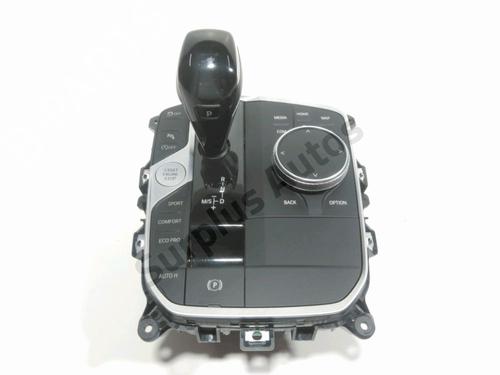 Used Shift knob BMW 1 (F40) 118 d (150 hp) 28224478
