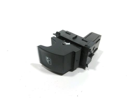 Mando elevalunas delantera derecho SEAT LEON (5F1) 1.4 TSI (150 hp) 28238625