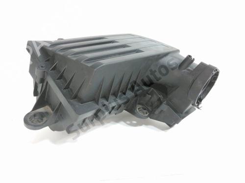 Boîtier de filtre à air Boîtier de filtre à air AUDI A3 Sportback (8VA, 8VF) 1.6 TDI (110 hp) 36508863 36508863