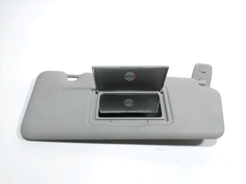 Used Right sun visor Right sun visor 28262974 28262974