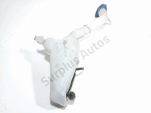 Used Windscreen washer tank VW POLO IV (9N_, 9A_) 1.4 TDI (70 hp) 32514819