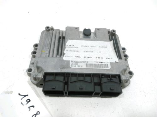 Used Engine control unit (ECU) Engine control unit (ECU) PEUGEOT 308 I (4A_, 4C_) 1.6 HDi (109 hp) 30984462 30984462