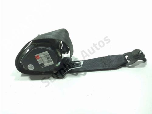 front-left-seatbelt-dacia-sandero-ii-2012-37870569 main image