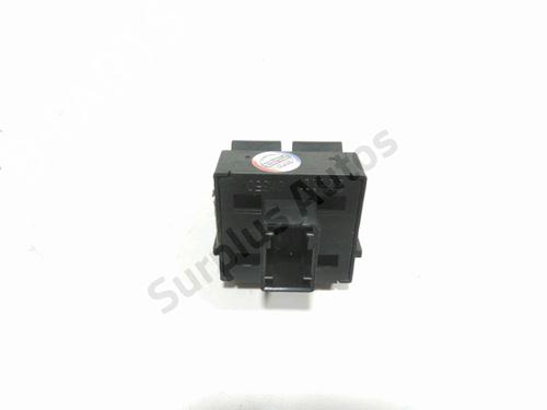 Left front window switch FIAT PUNTO EVO (199_) 1.3 D Multijet (199AXC1A, 199BXC1A, 199AXT1A, 199BXT1A) | BP39118212I27 - Image 3