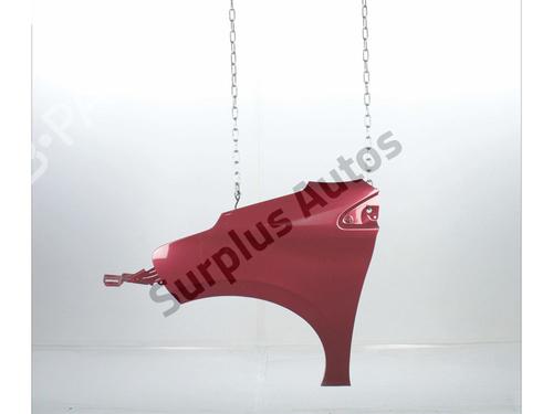 left-front-fenders-renault-clio-v-b7_-2019-35941585 main image