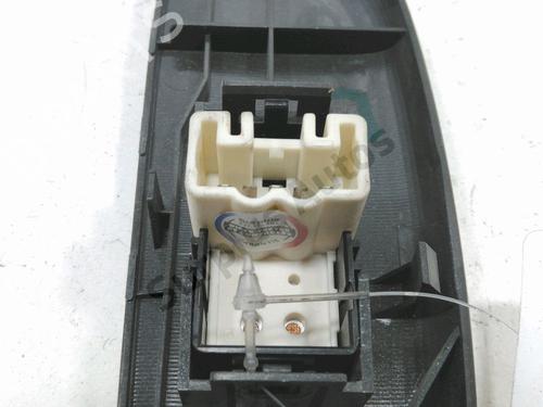 Right front window switch TOYOTA YARIS (_P1_) 1.4 D-4D (NLP10_, NLP10R) | BP30994488I26 - Image 3