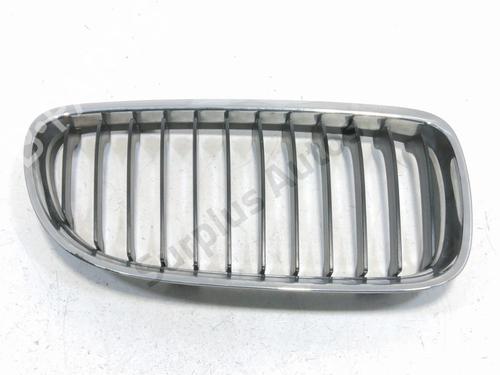 Used Grille Grille BMW 3 (E90) 318 d (143 hp) 40059666 40059666