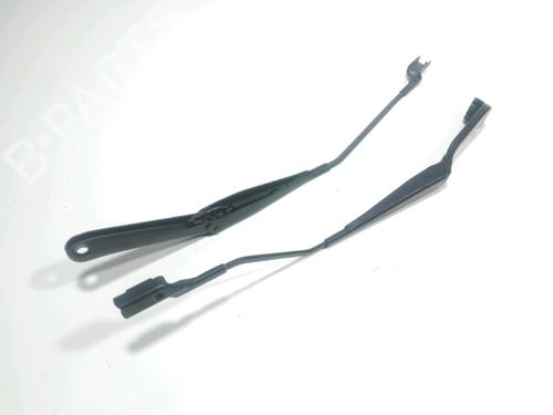 Used Front windshield wiper arm Front windshield wiper arm 37790003 37790003