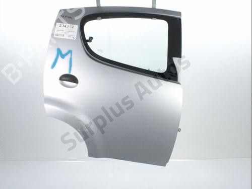 Used Right rear door PEUGEOT 107 (PM_, PN_) 1.0 (68 hp) 28803900