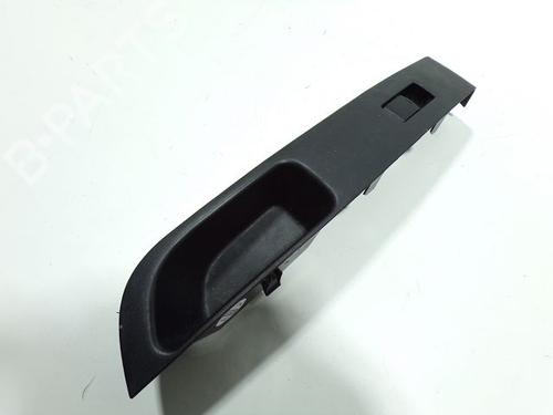 Used Right front window switch Right front window switch 37772769 37772769