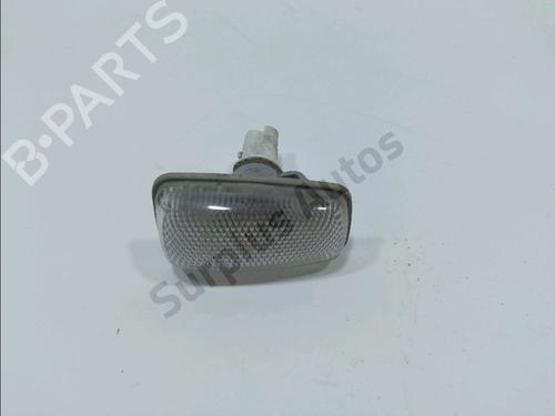 Pisca lateral direito CITROËN JUMPY I Van (BS_, BT_, BY_, BZ_) 2.0 HDi 95 (94 hp) 31327240
