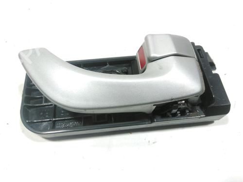 Used Rear right interior door handle Rear right interior door handle 28252330 28252330