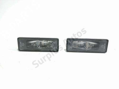 Used Licence plate light Licence plate light PEUGEOT 308 III (FB_, FH_, FP_, F3_, FM_) PureTech 130 (FPHNSL, FPHNST) (131 hp) 33034843 33034843