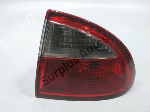 Høyre baklys SEAT LEON (1M1) 1.9 TDI (150 hp) 31006398