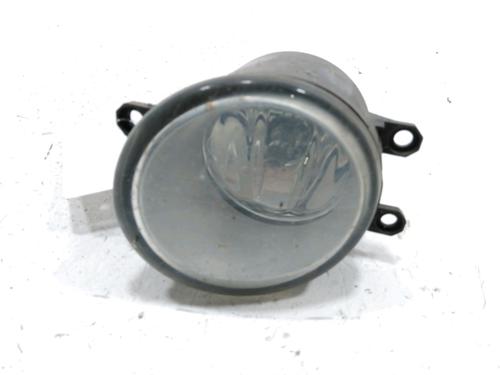 Used Left front fog light TOYOTA YARIS (_P9_) 1.4 D-4D (NLP90_, NLP90R) (90 hp) 31004614