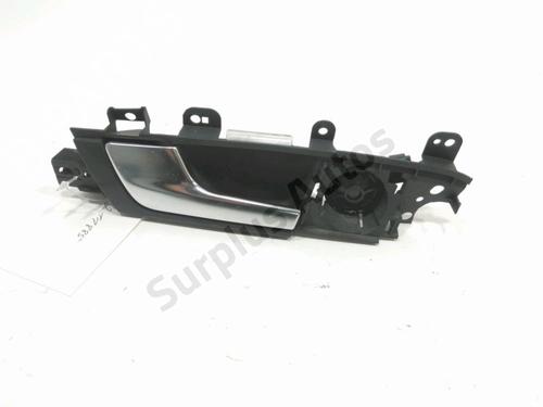 Used Rear left interior door handle Rear left interior door handle 37779973 37779973