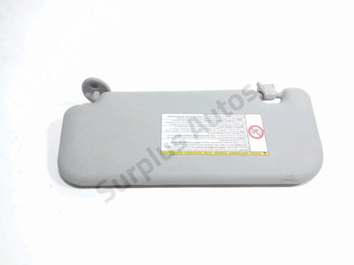 right-sun-visor-toyota-yaris-_p13_-2010-2011-2012-2013-2014-2015-2016-2017-2018-2019-2020-32402295 main image