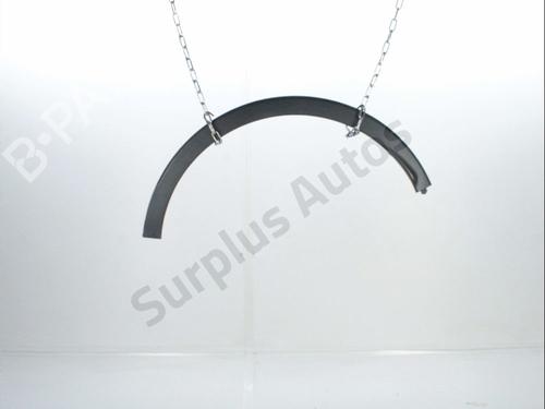 Used Rear left wheel arch trim RENAULT CAPTUR I (J5_, H5_) 1.5 dCi 90 (J5N4, J5M5, J5MW, J5M6, J5AL, J5AJ) (90 hp) 32379622