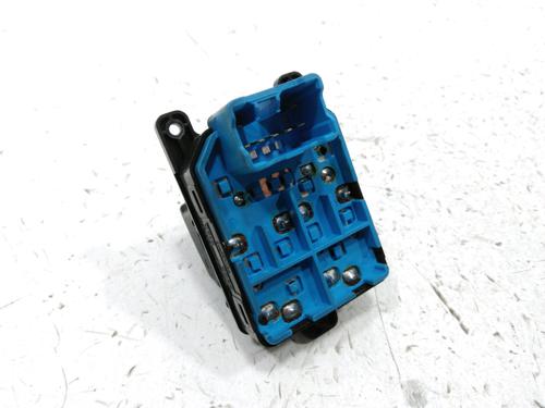 Left front window switch KIA PICANTO I (SA) 1.0 | BP30998891I27 - Image 2