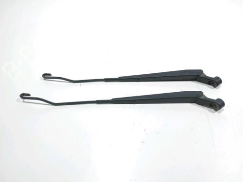 Used Front windshield wiper arm Front windshield wiper arm 37790027 37790027