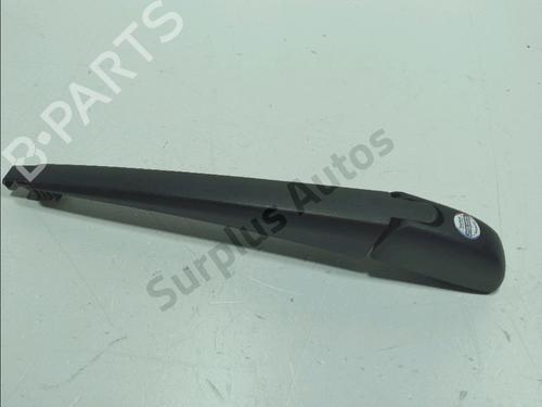Used Rear windshield wiper arm Rear windshield wiper arm 36796982 36796982