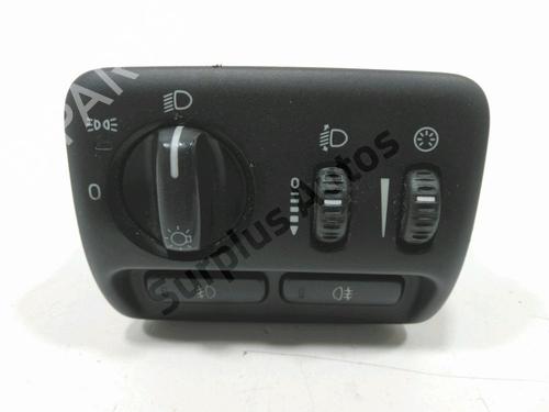 Used Headlight switch VOLVO S80 I (184) 2.4 D (131 hp) 30990479
