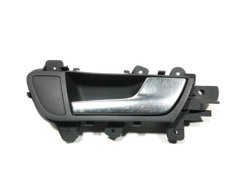 Used Front right interior door handle Front right interior door handle AUDI A4 B8 Avant (8K5) 2.0 TDI (143 hp) 37774823 37774823