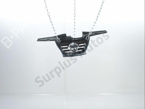 grille-nissan-juke-f15-2010-2011-2012-2013-2014-2015-2016-2017-2018-2019-32514416 main image