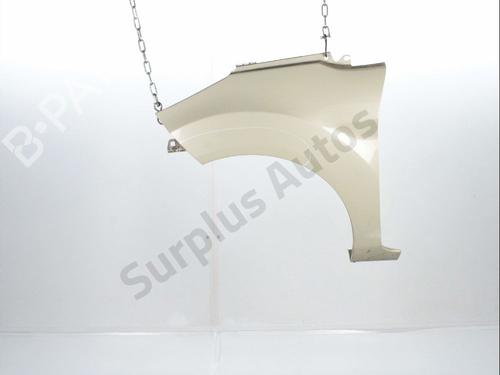 Used Left front fenders Left front fenders 37017704 37017704