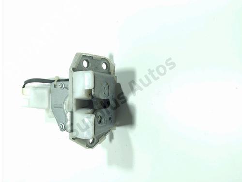 Used Tailgate lock OPEL AGILA B (H08) 1.0 LPG (F68) (65 hp) 32514647