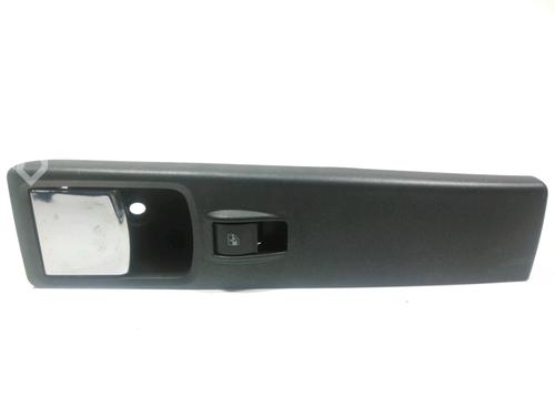 Used Front right interior door handle Front right interior door handle 28242713 28242713