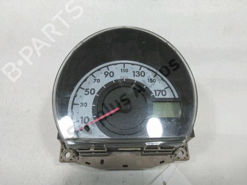 Used Instrument cluster PEUGEOT 107 (PM_, PN_) 1.4 HDi (54 hp) 30991558