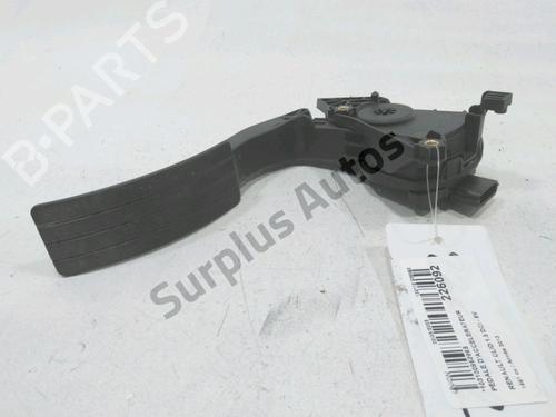 Pedal RENAULT CLIO IV (BH_) 1.5 dCi 90 (90 hp) 30985086