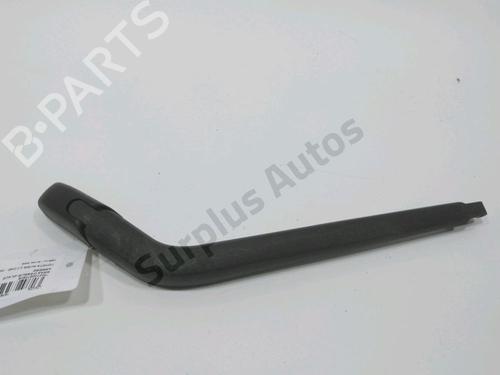 Used Rear windshield wiper arm Rear windshield wiper arm 37789649 37789649
