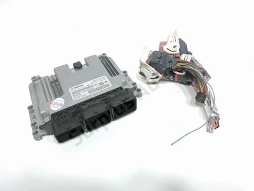 Used Engine control unit (ECU) PEUGEOT 308 I (4A_, 4C_) 1.6 HDi (92 hp) 28573969