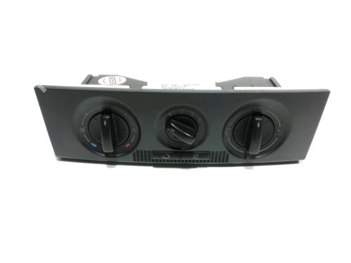 Used Climate control Climate control SKODA FABIA I Combi (6Y5) 1.9 TDI (100 hp) 37767084 37767084