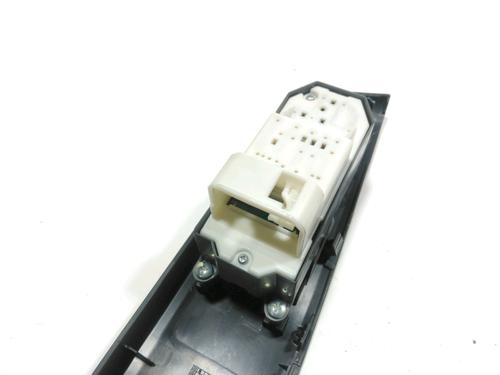 Left front window switch TOYOTA YARIS (_P13_) 1.4 D (NLP130_, NLP130) | BP28249165I27 