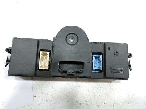 Climate control RENAULT MEGANE II (BM0/1_, CM0/1_) 1.9 dCi | BP30988416I5
