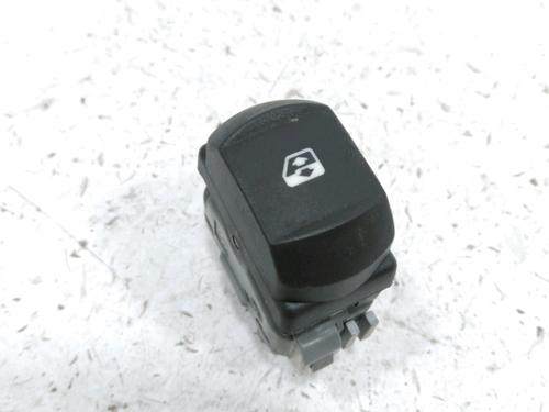 Used Right front window switch Right front window switch 31938688 31938688
