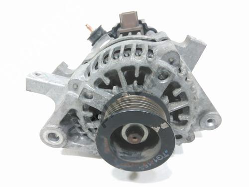 Used Alternator Alternator TOYOTA YARIS (_P9_) 1.33 VVT-i (NSP90_, NSP90R) (100 hp) 39259822 39259822