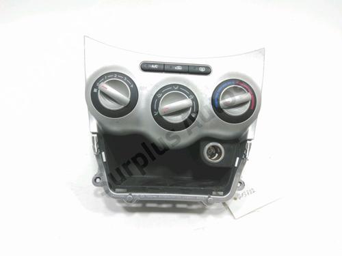 Used Climate control Climate control HYUNDAI i10 I (PA) 1.2 (78 hp) 30988739 30988739