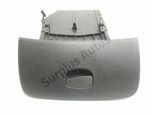 Used Glove box RENAULT CLIO IV (BH_) 0.9 TCe 75 (BHNP) (76 hp) 28231451