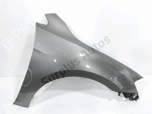 Guarda-lamas direito Guarda-lamas direito VW GOLF VII (5G1, BQ1, BE1, BE2) 1.6 TDI (105 hp) 36068819 36068819