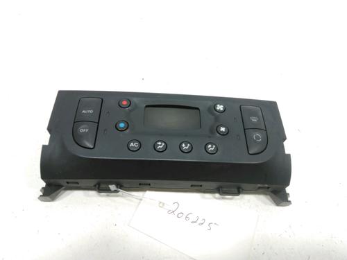 AC-Styringsenhed/Manøvreenhed RENAULT CLIO II (BB_, CB_) 1.4 16V (B/CB0P, BB13) (98 hp) 30988670