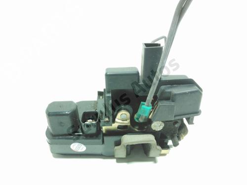 Used Rear left lock JEEP GRAND CHEROKEE II (WJ, WG) 4.7 V8 4x4 (258 hp) 30101960